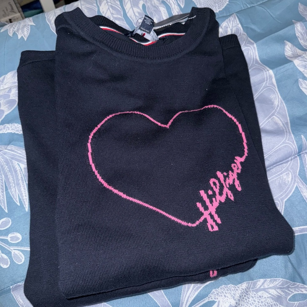 Valentine’s Day light sweater